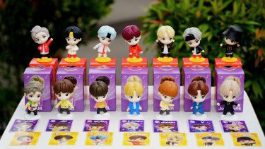 Cara Dapetin Koleksi Eksklusif Figur Animasi BTS: Ada V Hingga Jung Kook