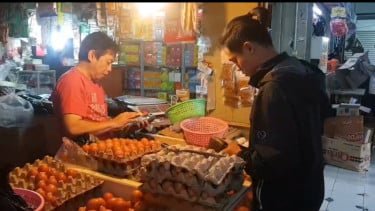 Harga Telur Ayam Turun Jadi Rp 27.100 per Kg Diikuti Daging Sapi Rp 132.500 per Kg