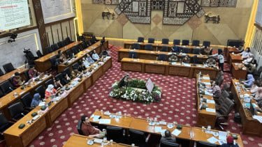 Banyak Kasus Anak Keracunan, Prabowo Diminta Setop Program MBG