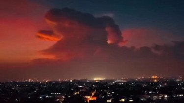 Awan Tebal Disertai Petir Bikin Panik Warga Bandung dan Garut, Ini Penjelasan BMKG
