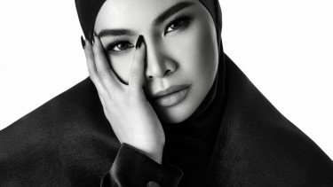 Penyanyi Malaysia, Aina Abdul Bakal Sapa Indonesia Lewat Single Terbaru yang Menggetarkan Hati