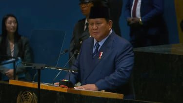 Prabowo Kenalkan Proyek Giant Sea Wall 480 Km di Hadapan Pemimpin Dunia