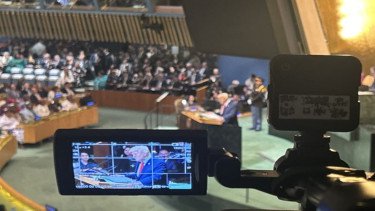 Trump Bilang Pemanasan Global Hancurkan Dunia Tak Pernah Terjadi: Energi Hijau Sebuah Penipuan