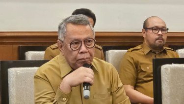 Wali Kota Tangerang Selatan Benyamin Davnie