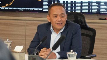 Tempuh Jalur Ekstrem Selamatkan Warga Korban Banjir dan Tanah Longsor