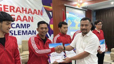 Atlet Kickboxing Sleman Peraih Medali PORDA XVII Diguyur Bonus Rp20 Juta