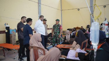 Turun ke Dapil, Rajiv Nasdem Jenguk Korban Keracunan MBG di Posko KLB Cipongkor