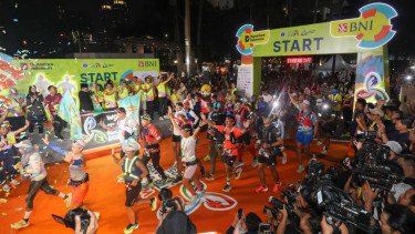 Top 5.000+ Pelari Ramaikan wondr ITB Ultra Marathon 2025, 32 Guru Besar Turut Ambil Bagian