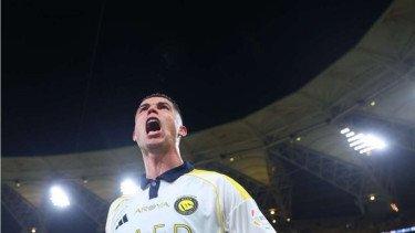 Top 20+ Pesepakbola Terkaya Sepanjang Masa, Ronaldo dan Messi Tak Tertandingi!