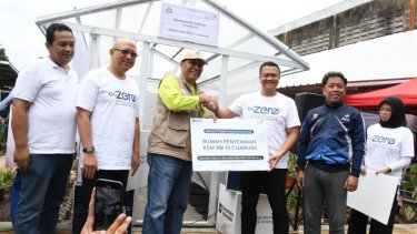 Telkom Dukung Pengelolaan Sampah Desa Cijaura Bandung Lewat Greenhouse &amp; Tempat Sampah Organik