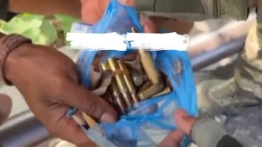Viral! Dua Oknum TNI Diduga Jual Amunisi ke Warga Puncak Jaya, Harga Rp2-5 Juta per Paket