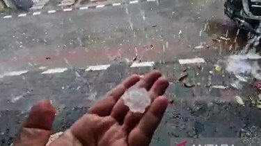 Heboh Lampung Diguyur Hujan Es, BMKG Ungkap Penyebabnya