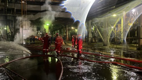 Malam Mencekam di Dumai, Kilang Pertamina Dilalap Si Jago Merah
