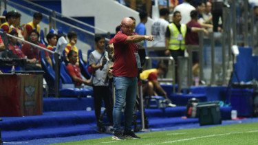 Persib Libas Persis Solo, Bojan Hodak Laporkan Wasit ke I League