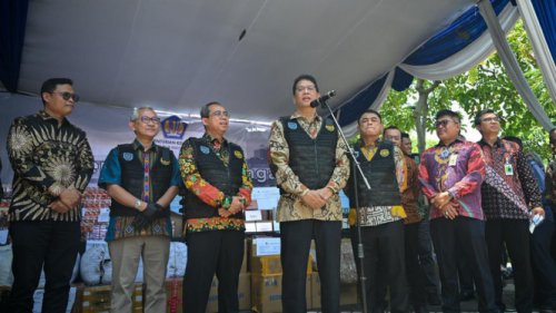 Ampuni 'Dosa' Produsen Rokok Ilegal Biar Jadi Bisnis Legal, Begini Strategi Purbaya