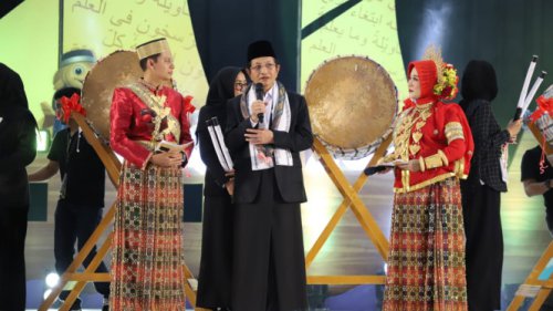 Menag Buka Lomba Baca Kitab Kuning: Kita Angkat Tema Rawat Lingkungan dan Jaga Perdamaian