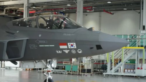Sejarah! Pilot TNI AU Kolonel Sugiyanto Terbangkan KF-21 Boramae dari Kursi Depan
