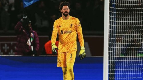 Liverpool Ketar-ketir, Alisson Becker Harus Absen 6 Pekan