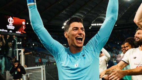 Rekan Setim Calvin Verdonk Enggak Ada Obat! Gagalkan 3 Penalti Beruntun, Bikin AS Roma Keok di Kandang