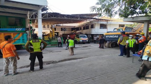 BNPB: Korban Tewas Ponpes Ambruk di Sidoarjo Jadi 14 Orang, 49 dalam Pencarian
