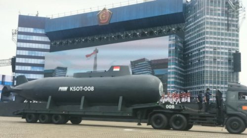 Debut Perdana Kapal Selam Autonomous di HUT ke-80 TNI, Alutsista Baru Buatan PT PAL