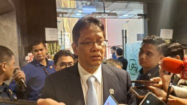 Menkeu Purbaya Tahan Kenaikan Cukai Rokok, Ekonom: Tepat untuk Jaga Daya Beli