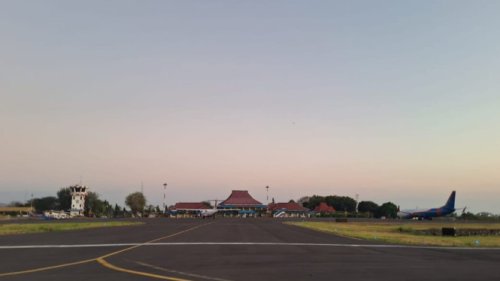 Bandara Fransiskus Xaverius Seda Ditutup Sementara Imbas Erupsi Gunung Lewotobi Laki-Laki