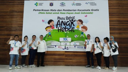 Asosiasi Pengusaha Optik Gelar Pemeriksaan Mata dan Bagikan Kacamata Gratis ke Anak Sekolah