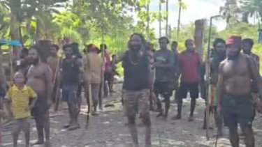 Dipicu Isu Perselingkuhan, Warga Papua Bentrok Saling Serang, Polisi: Sudah Kondusif