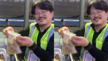 Viral Pria Korea Penjual Cilok Keliling Naik Sepeda, Intip Dagangannya