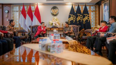 Pertemuan Ketua Umum SOKSI dengan Menkum Supratman