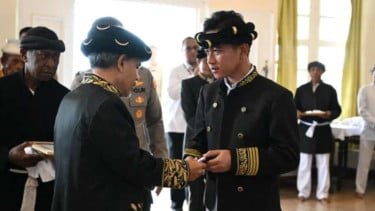 Gibran Terima Gelar 'Kaicil Kastela' dari Kesultanan Ternate, Ini Maknanya