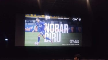 Nobar biru PSBS Biak vs Persib Bandung