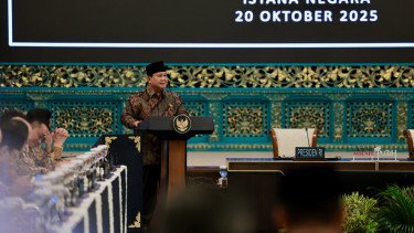 Prabowo Ingin Biaya Haji Turun, Waktu Tunggu Diupayakan Kurang dari 26 Tahun