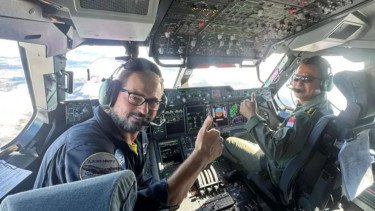 Momen Langka! KSAU Terbangkan Langsung Pesawat A400M Baru TNI AU di Langit Sevilla