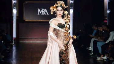 Arine Azraghevira Tampil Memukau di Paris City Fashion Week 2025