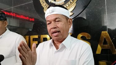 Usai Kasus Bully Guru, Dedi Mulyadi Bakal Kirim 9 Siswa SMAN 1 Purwakarta ke Barak Militer