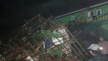 Ponpes di Bandung Barat Ambruk Diterjang Longsor, Seorang Santriwati Tewas