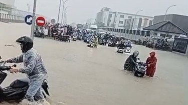 Hujan Deras, Banjir Landa Kawasan Industri Kendal Jawa Tengah