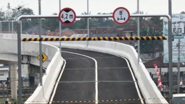 Flyover dan JPO Tenjo Akhirnya Rampung, Bupati: Ini Solusi Kemacetan di Sekitar Stasiun
