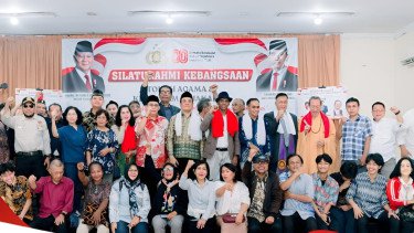 Ratusan Tokoh Lintas Iman Gaungkan Merah Putih Hanya Satu dalam Silaturahmi Kebangsaan di Gedung Joang