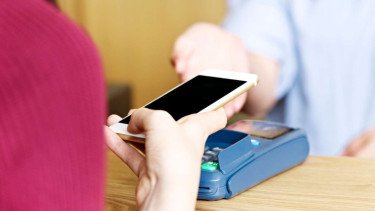 Uang Saku Zaman Sekarang: Harus Tunai, E-Wallet Atau Virtual Card?