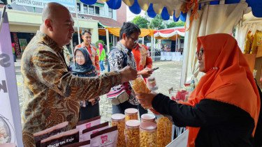 Pemberdayaan BRI Dorong Usaha Kue Kering 'Bakulis' Naik Kelas, Jadi Sumber Penggerak Ekonomi Warga Sekitar