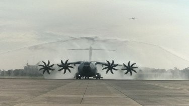 Seskab Teddy Ungkap Jadwal Kedatangan Airbus A400M Kedua TNI AU