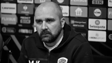Selamat Jalan Pelatih, Mladen Zizovic Mendadak Jatuh dan Meninggal Saat Pimpin Tim di Liga Serbia