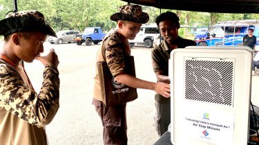 Melihat Inovasi dan Teknologi yang Bisa Olah Udara Jadi Air Layak Minum