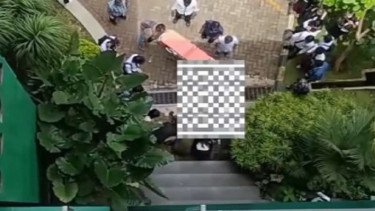Mahasiswi Universitas Pakuan Diduga Sengaja Loncat dari Lantai 3 Kampus, Tinggalkan Surat Haru ke Orang Tua, Isinya...