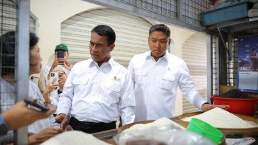 Mentan Amran: Jangan Politisasi Pangan! Harga Beras di Pasar Legi Solo Justru Stabil dan di Bawah HET