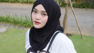 Terungkap! Momen Putri Delina Dimaki Pendukung Azizah Salsha Saat Padel Wars