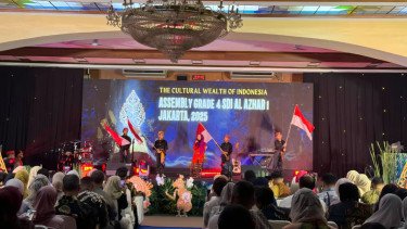 SD Al Azhar Pusat Hidupkan Budaya Nusantara Lewat Assembly 'Buku Ajaib'